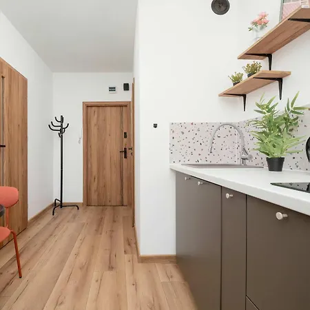 Więckowskiego Bright In The Center Of By Renters Apartament Łódź